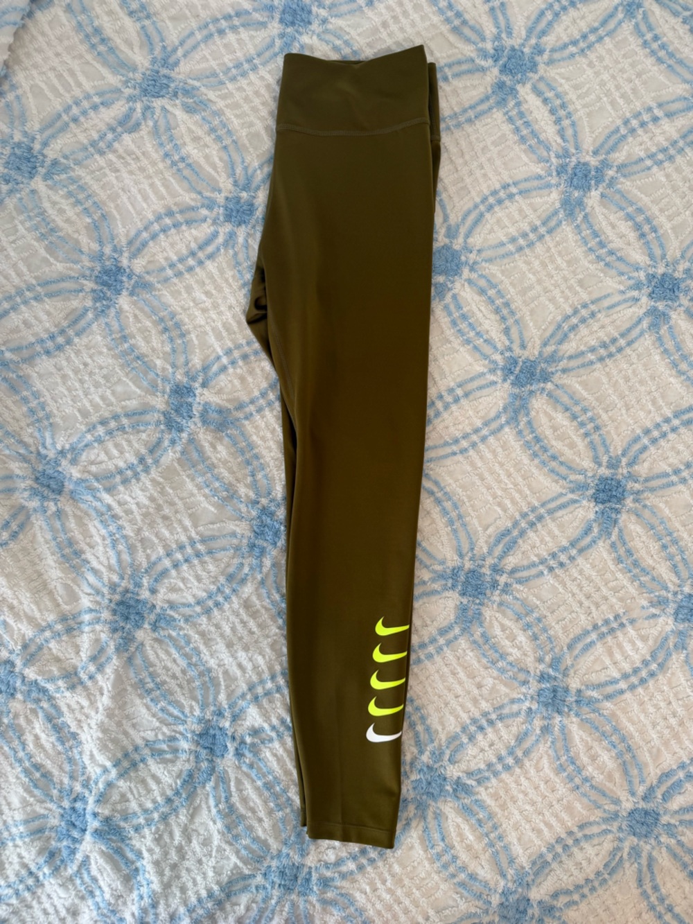 Women’s Nike leggings LARGE